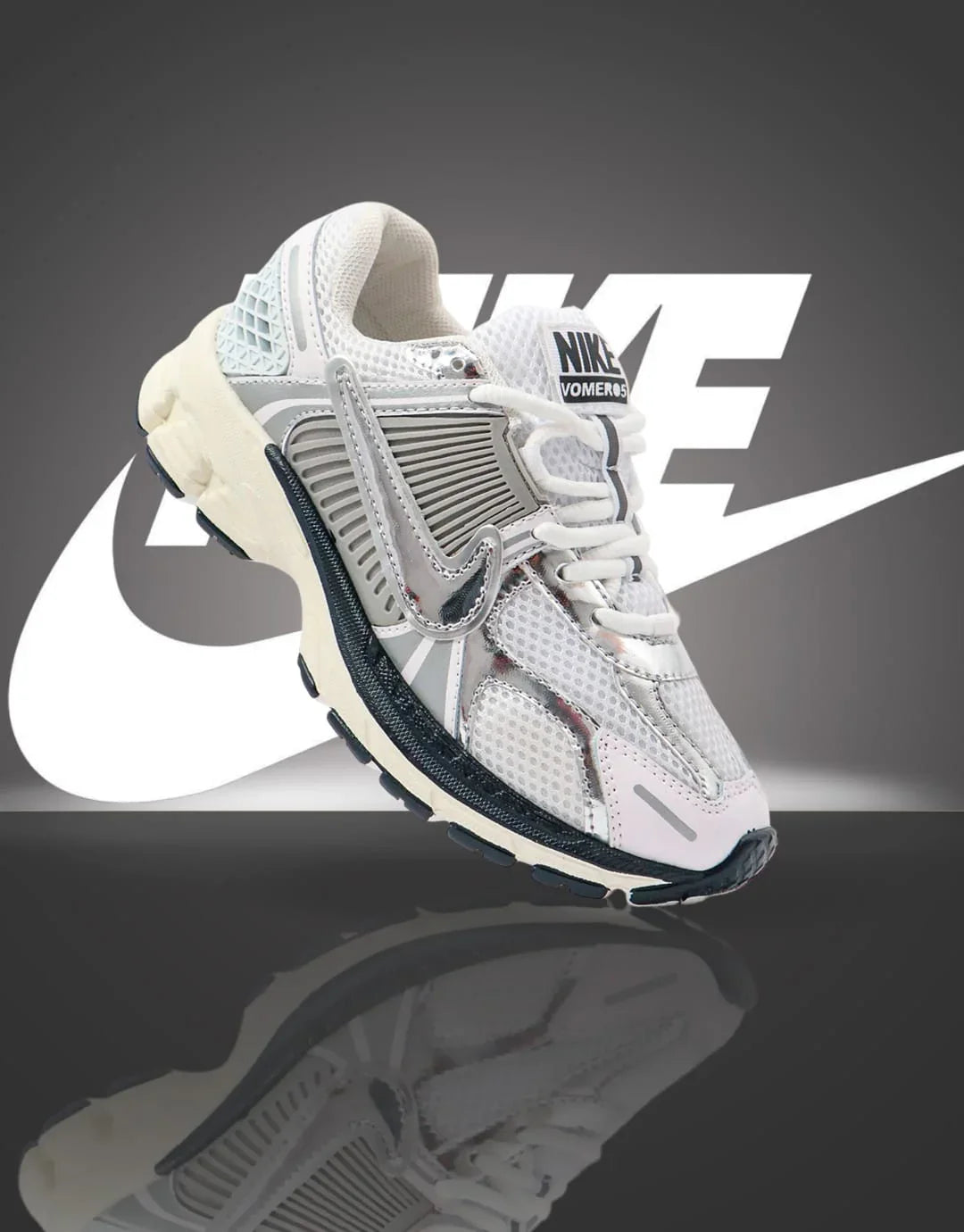 NIKE VOMERO 5